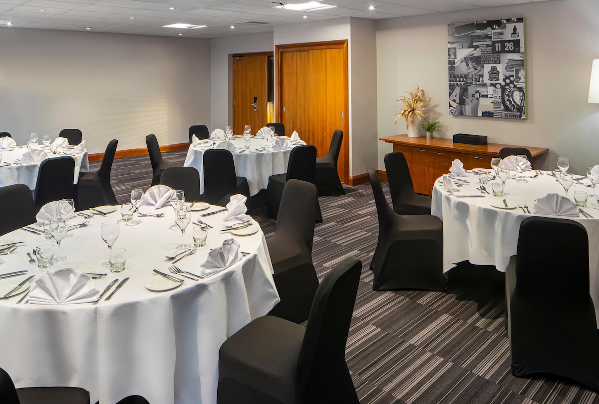 Meeting Success: Elevate Your Conference Experience at Holiday Inn Coventry Image